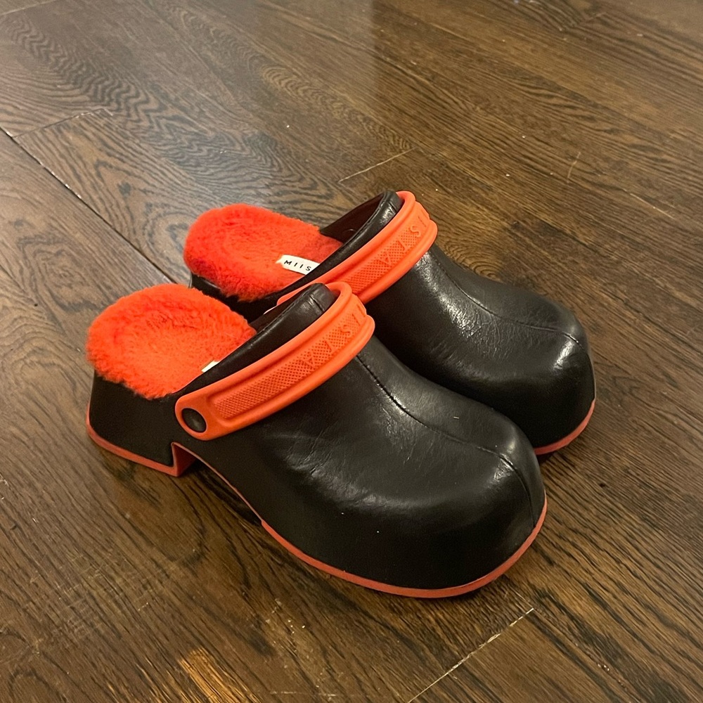 like new MIISTA clogs
